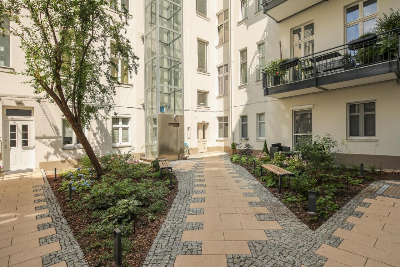 4 Personen Altbau Apartment Nahe Kurfuerstendamm - Romeo & Julia Berlin Luaran gambar